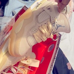 Off white Jordan’s